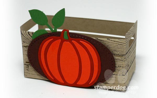 What a Great Fall Table Favor!