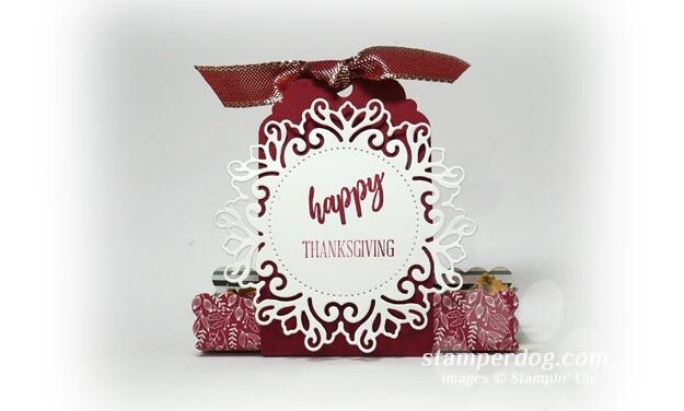 Making a Holiday Treat Table Favor